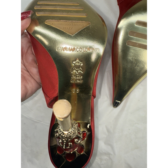 Gianmarco Lorenzi sling back pump satin Red Size 38 Ornate gold embellished new - Picture 12 of 12